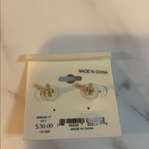 Tahari Earrings - Picture 2 of 2